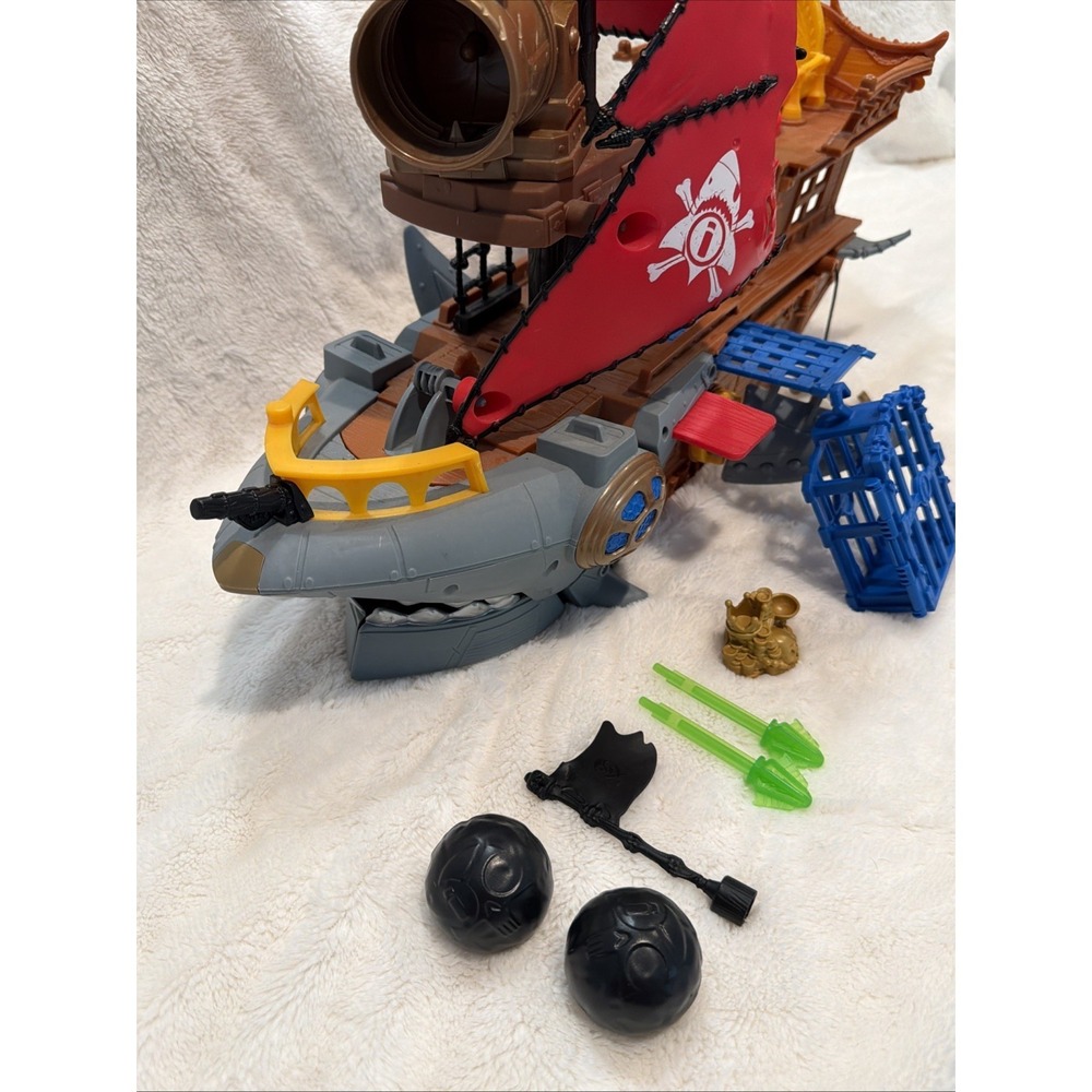 Fisher Price Imaginext Shark Bite Pirate Ship Pirates & accessories - Picture 5 of 8